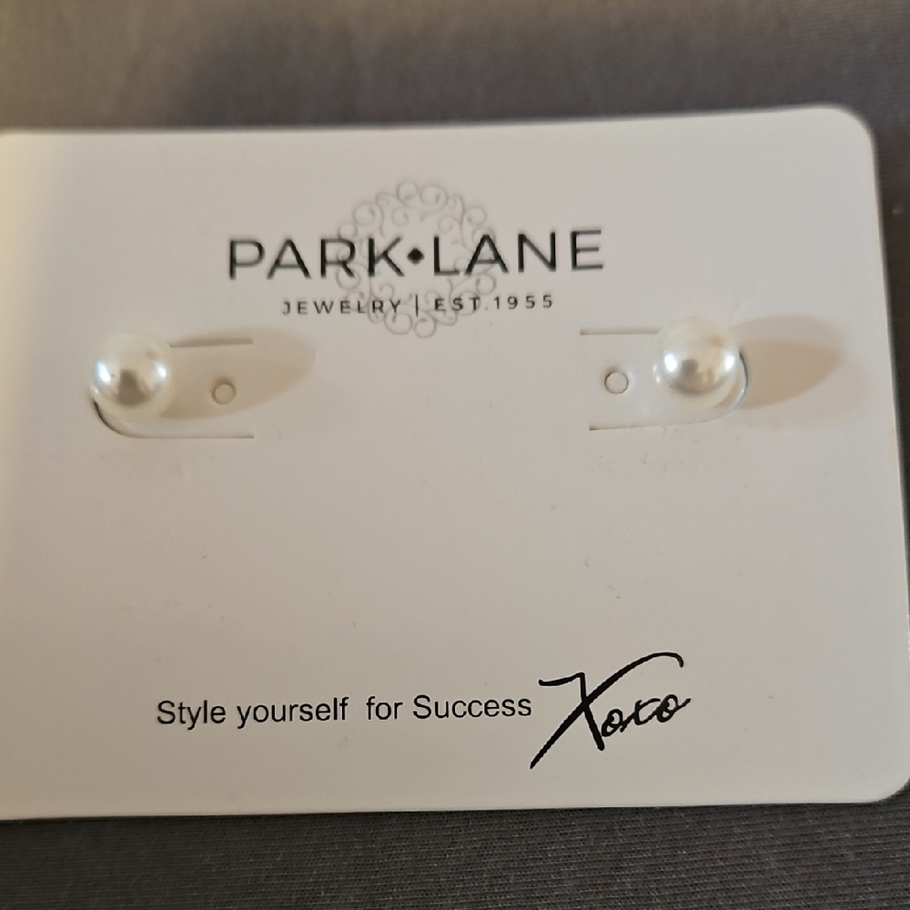 Park Lane Classic White Pearl Earrings